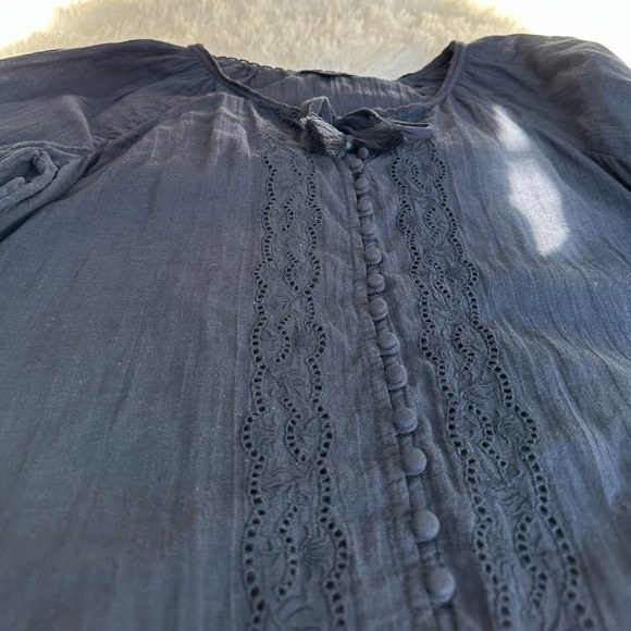 American Eagle Navy Blue Top Blouse Shirt Eyelet detail Size Small - Picture 10 of 13